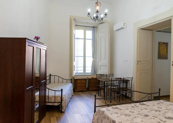 B&B Palazzo Sersale Napoli